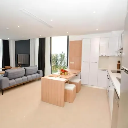 Myoss Soe Villa